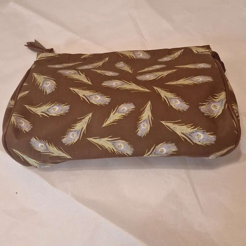 Liz Claiborne Brown Peacock Feather Print Cosmetic Makeup‎ Bag Zipper Pouch